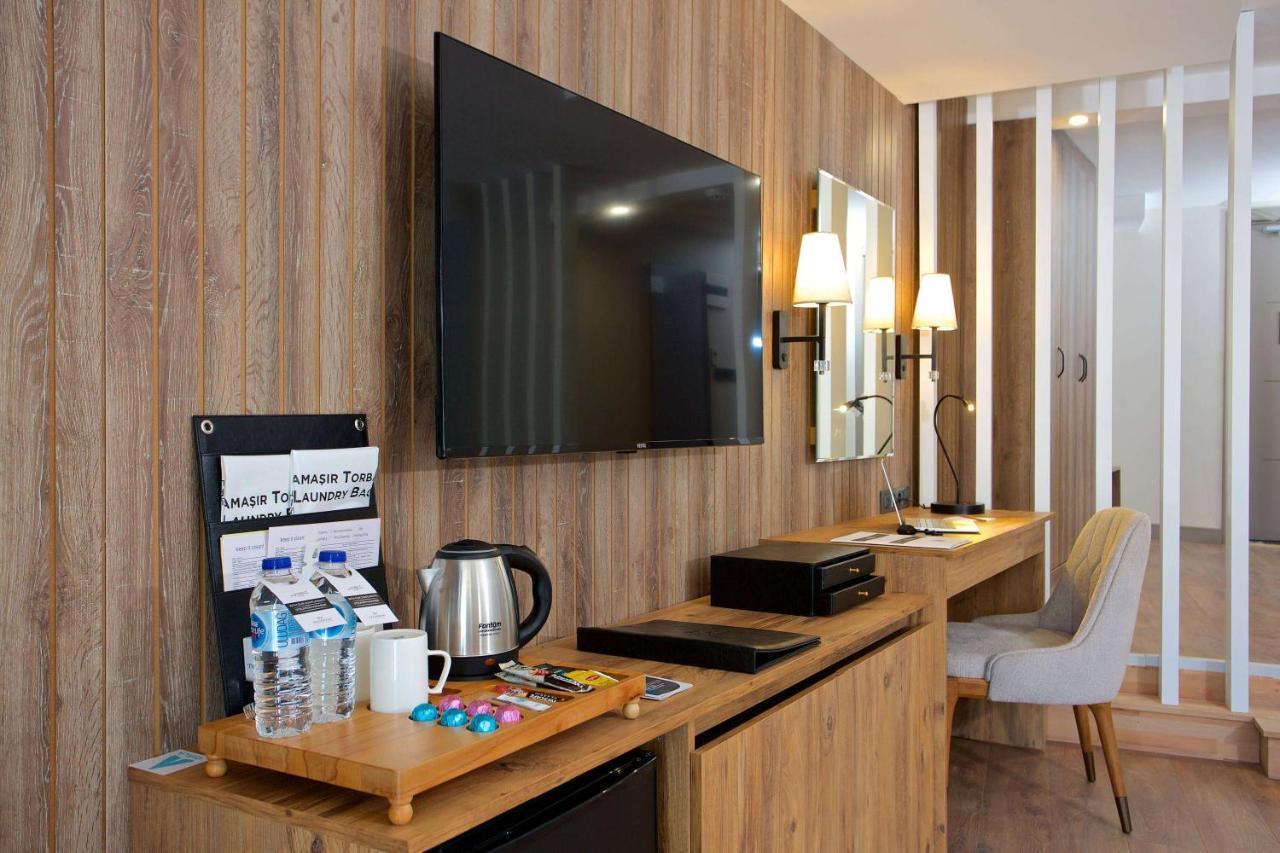 Days Inn By Wyndham Istanbul Arnavutkoy Exterior foto