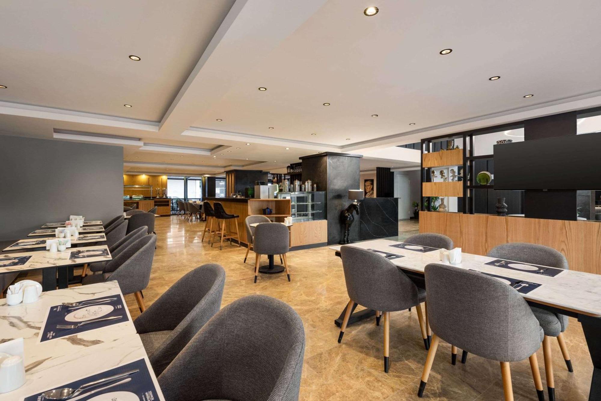 Days Inn By Wyndham Istanbul Arnavutkoy Exterior foto
